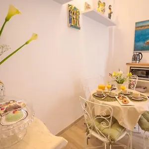 https://il-principio-di-archimedeguest-art-house.sicilyhotelsitaly.net